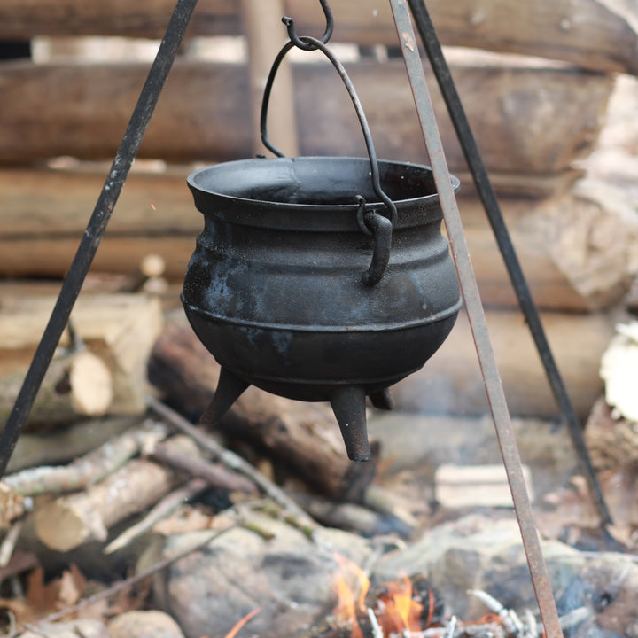 CP-736_Cast-Iron-Pot-5-Quart_web_JTS19455