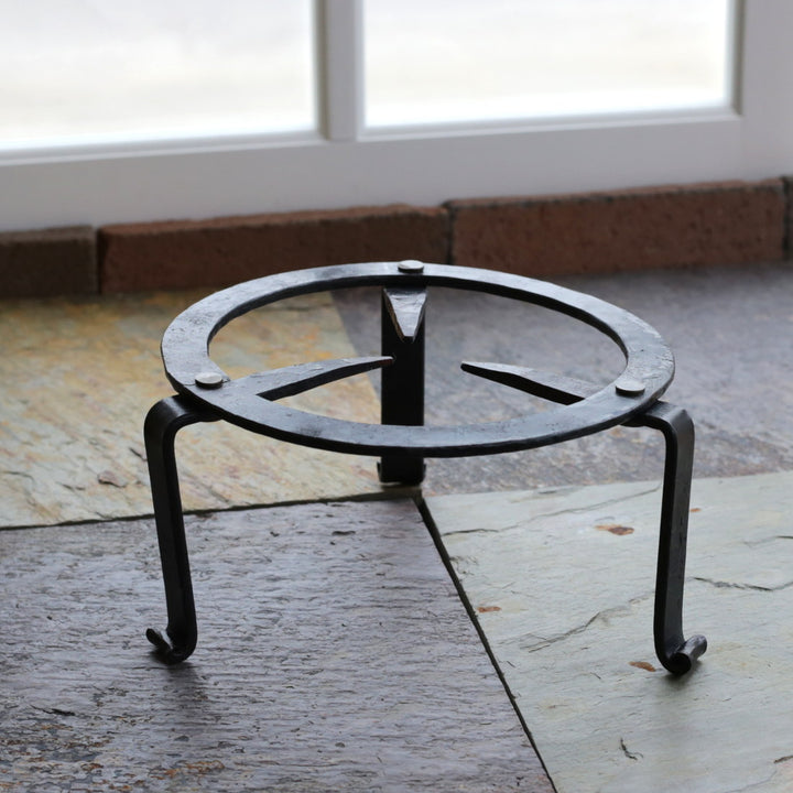 Round-Iron-Trivet_RT-277_web_IMG_9948