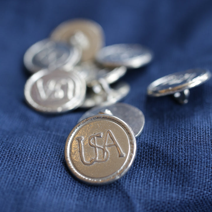 USA-Button-Large_B-1161_web_IMG_8793