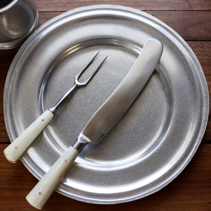bone-handle-knife-and-fork_kf-160_web_img_8010_8faedaa7-5be2-49f2-b98e-90623262a9f0