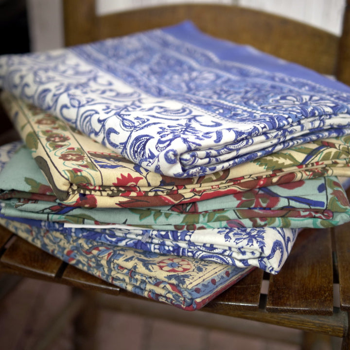 printed-cotton-bed-cover_bs-76_web_p1011634_80c2820f-51f4-4287-bd56-6535a4f6d8b9